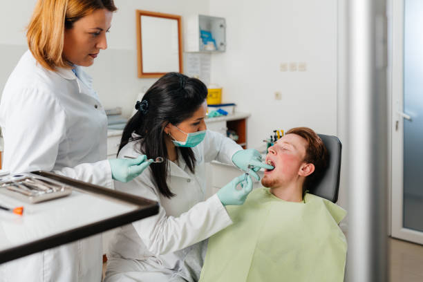 Best Walk-In Emergency Dentist in Seagraves, TX